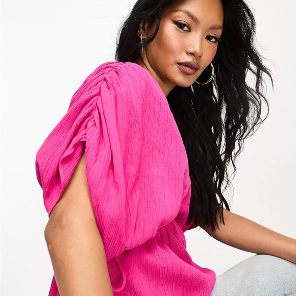 ASOS pink kimono style top. NEW with tags. - Picture 2 of 3